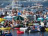 Enjoying the festival free of charge from the water, Folk Festival 2016