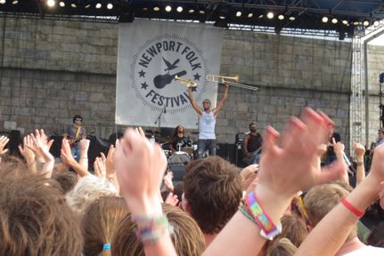 Trombone Shorty gets cheers at Folk Festival 2013